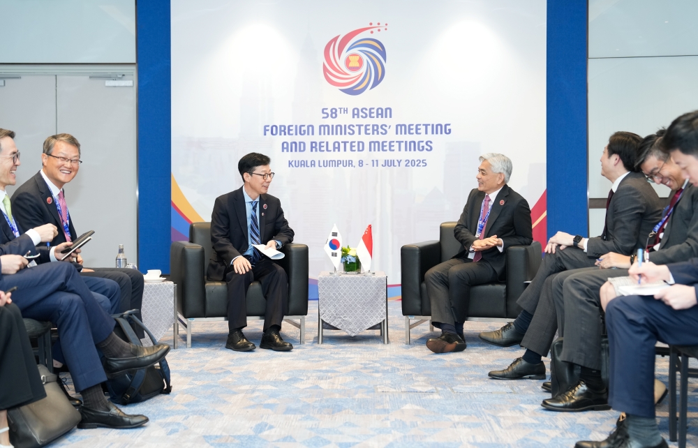 아세안 관련 외교장관회의 계기 아시아 5개국과 양자 회담 개최